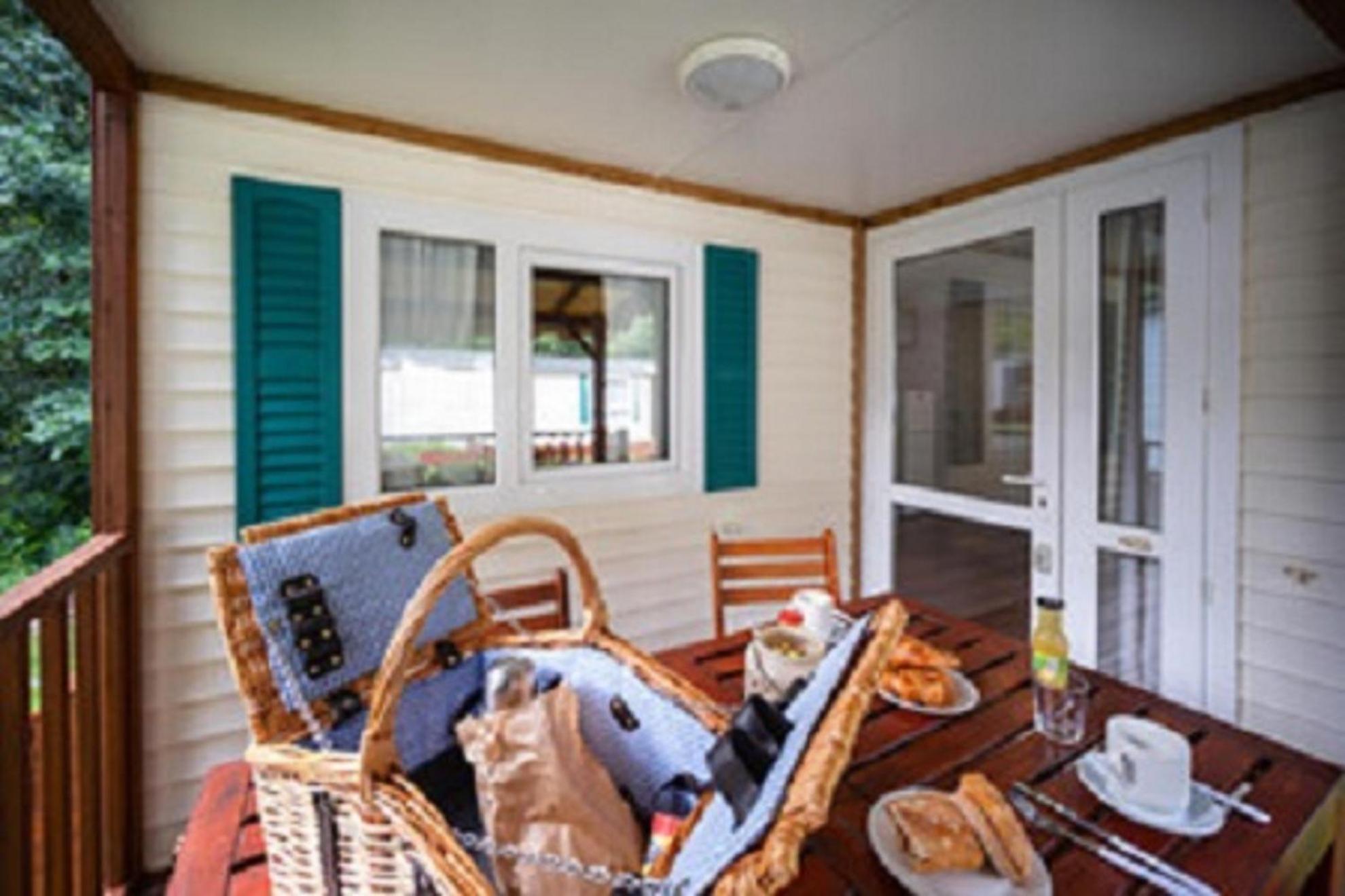 Farga de Moles Frontera Bungalow Park מראה חיצוני תמונה