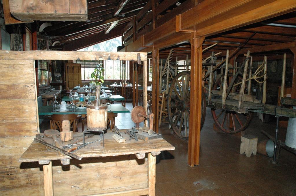 Farga de Moles Frontera Bungalow Park מראה חיצוני תמונה