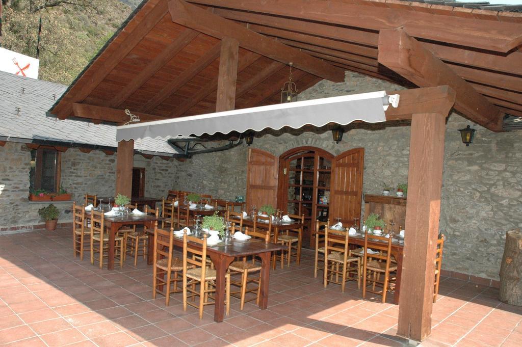 Farga de Moles Frontera Bungalow Park מראה חיצוני תמונה